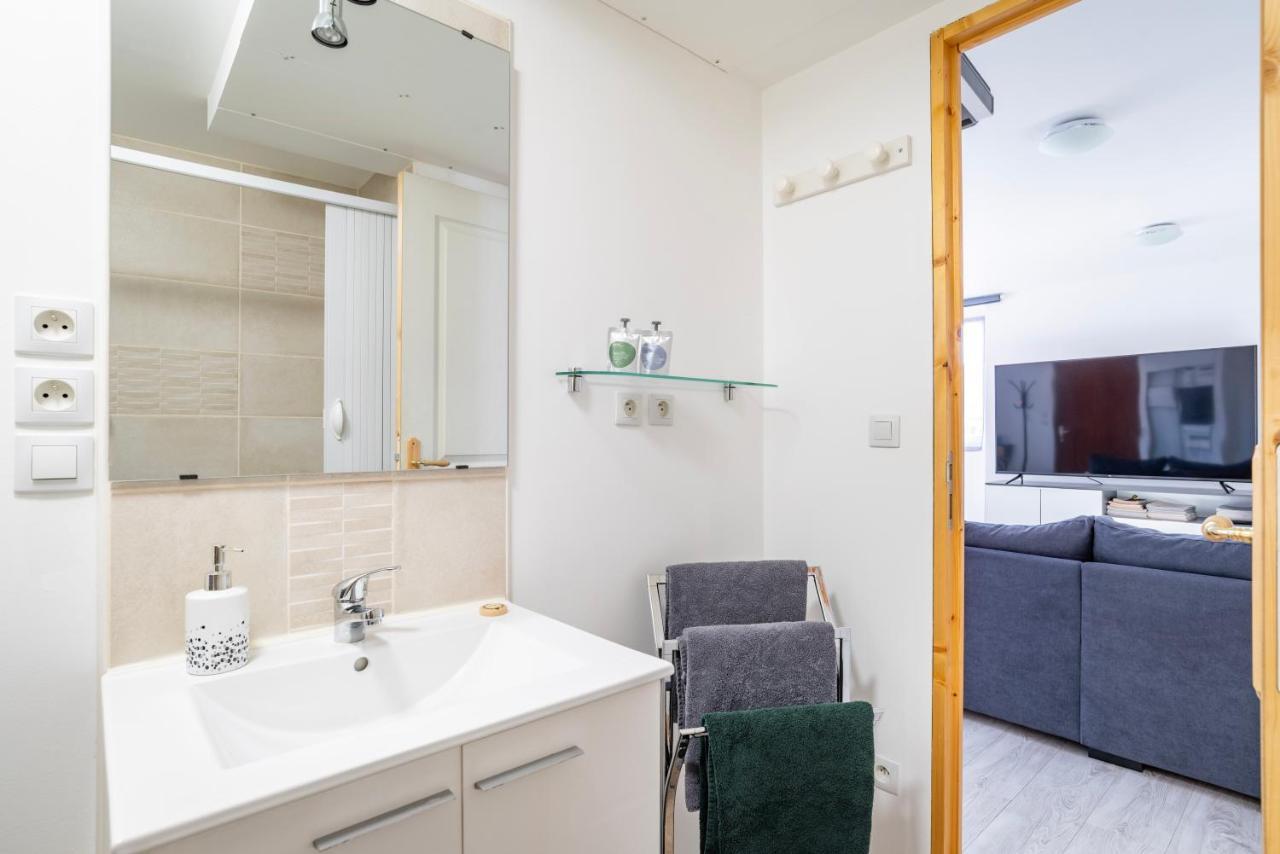 Gite Le Carpe Diem - Classe 3 Etoiles - Centre Ville - Wifi - Netflix Marmoutier Bagian luar foto